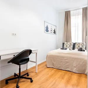 Nice Central City Room Wenen